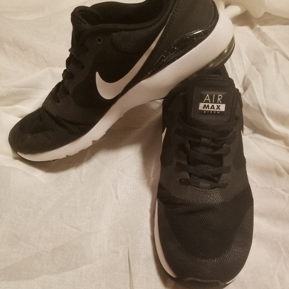 Air Max Sirens